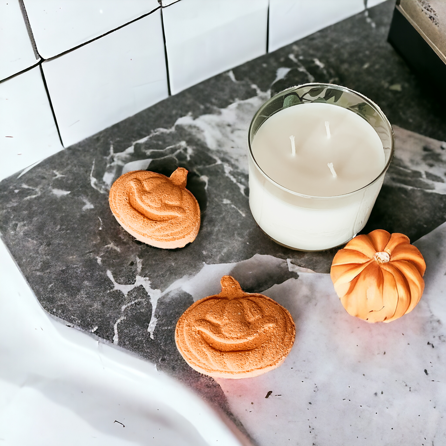 
                  
                    Pumpkin Spice Bath Bomb 3.5oz by Pure Body Skin - photo 9
                  
                