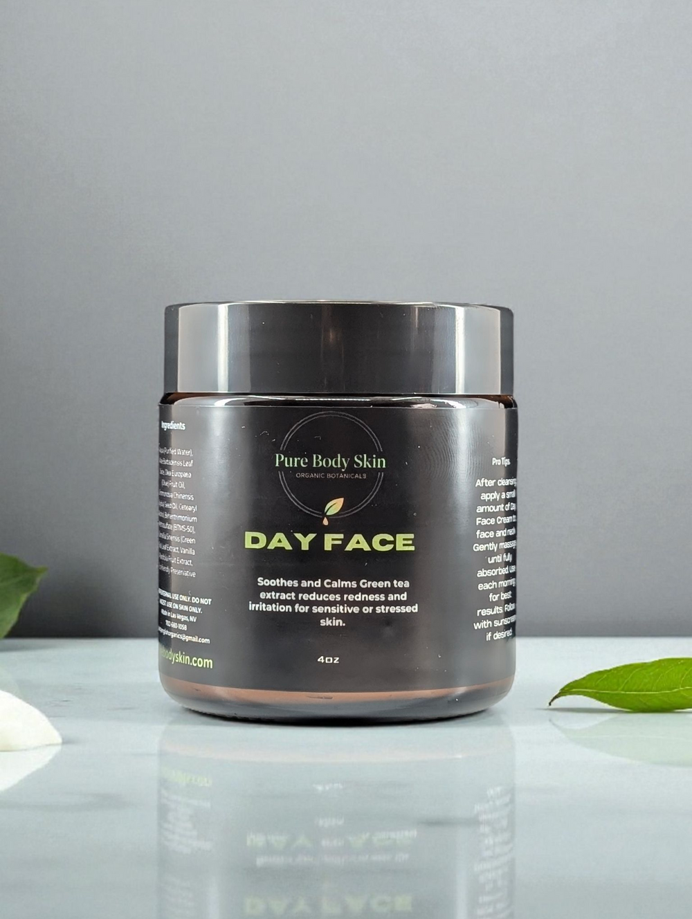 Day Face Cream with Collagen Peptides & Green Tea